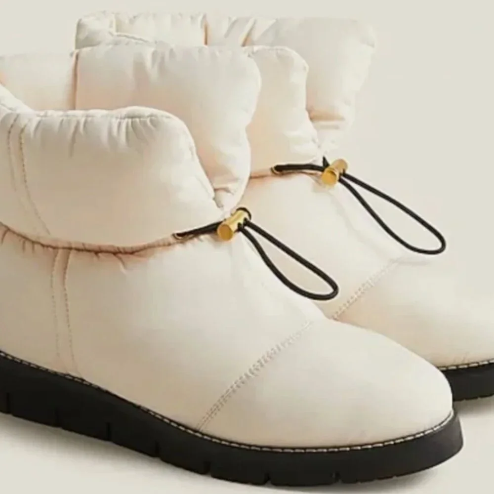 NEW J. Crew Elsa Puffer Boots with‎ Primaloft In Dusty Ivory Winter Bungee Sz 8